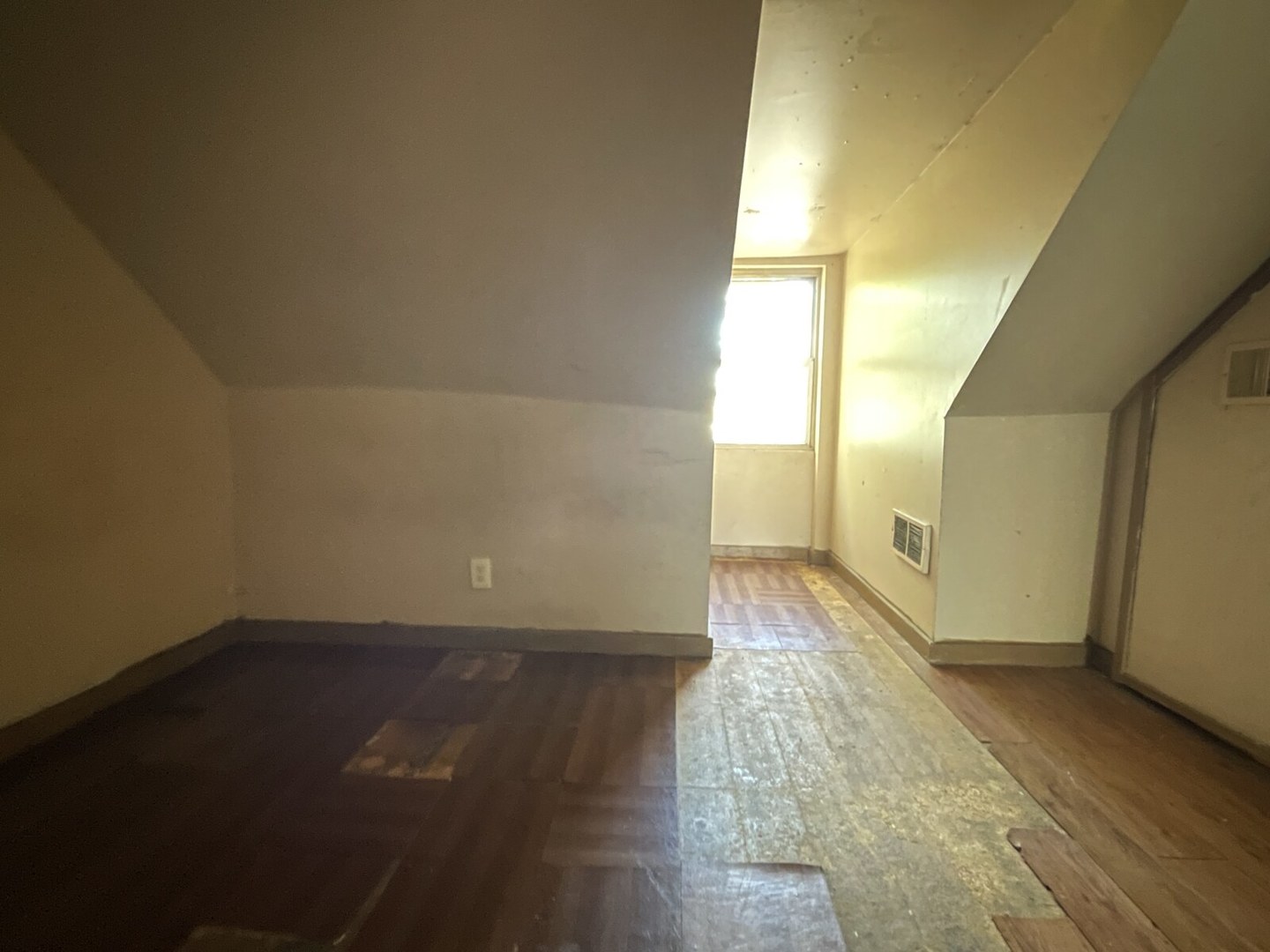 7340 S Maryland Ave Chicago, IL 60619