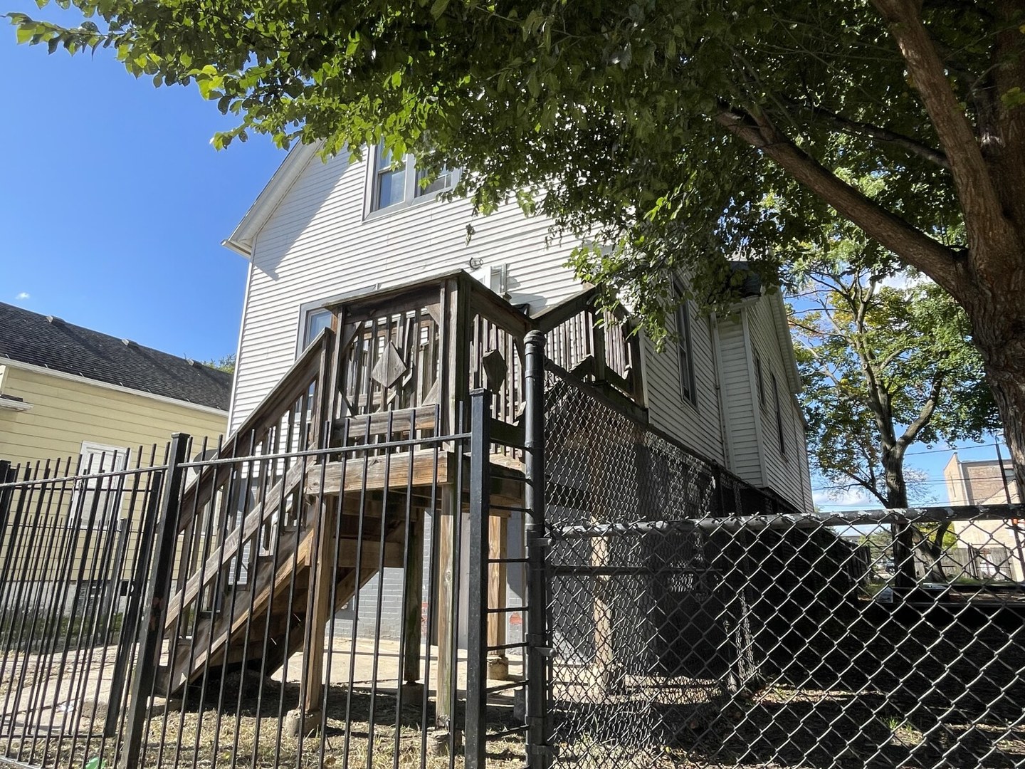 7340 S Maryland Ave Chicago, IL 60619