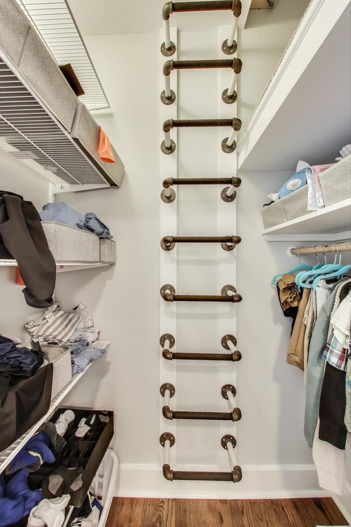 1229 Hinman Ave Evanston, IL 60202