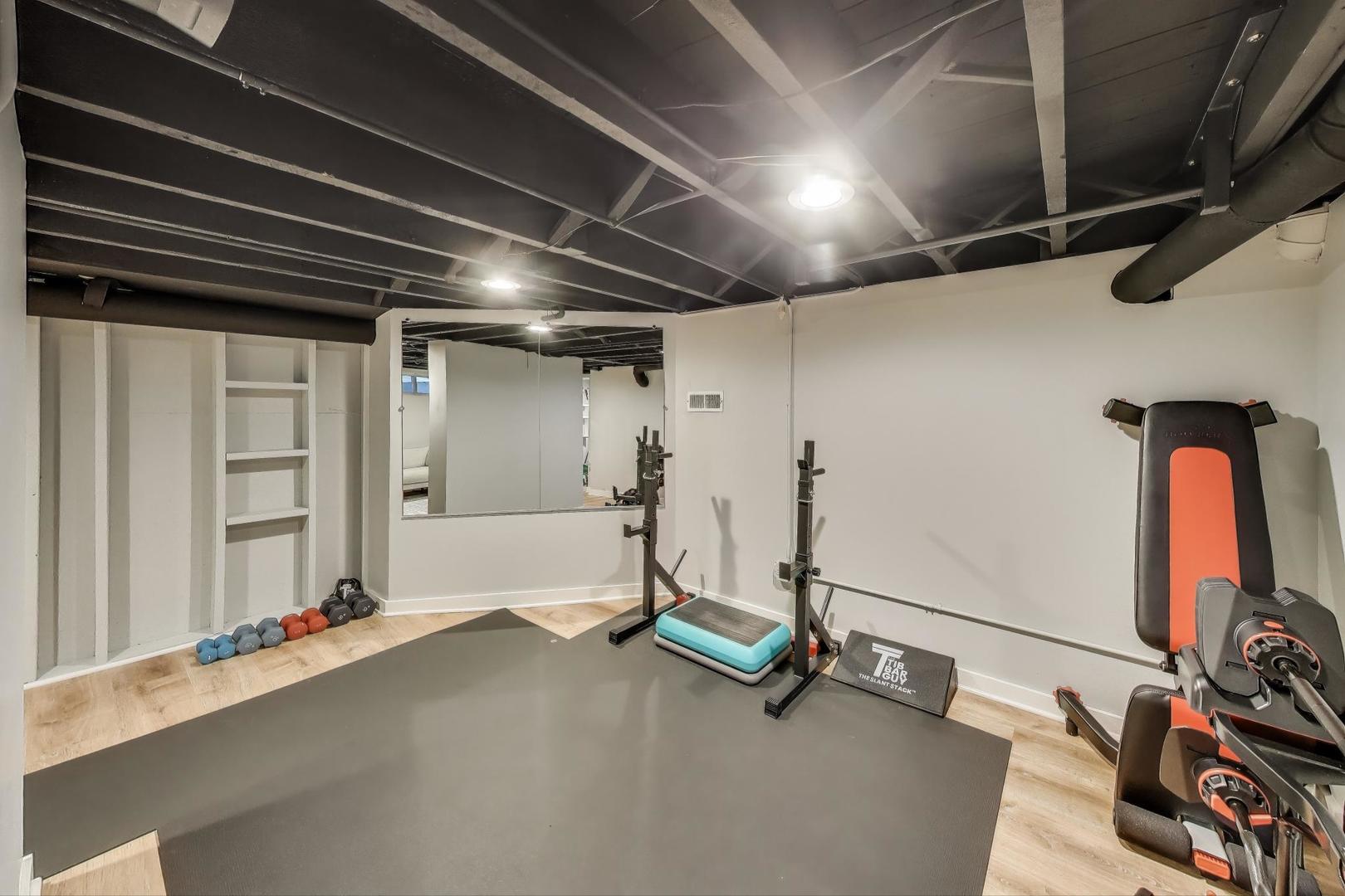 1229 Hinman Ave Evanston, IL 60202