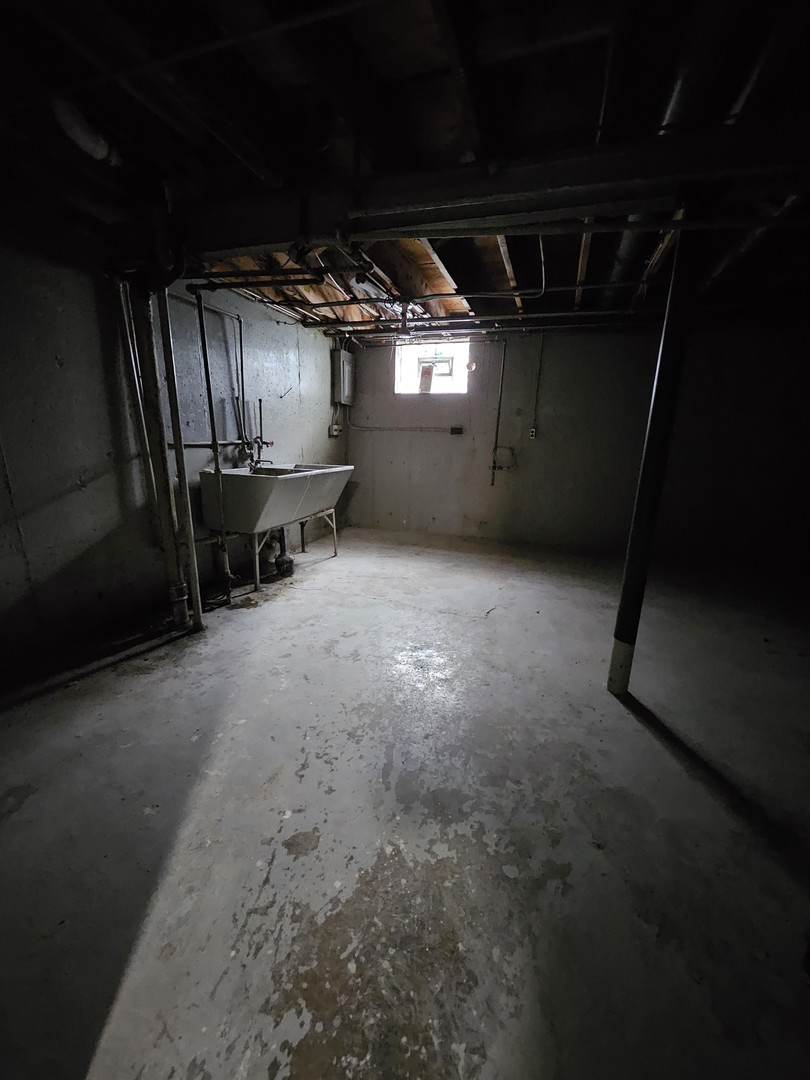 1813 Dodge Ave Evanston, IL 60201