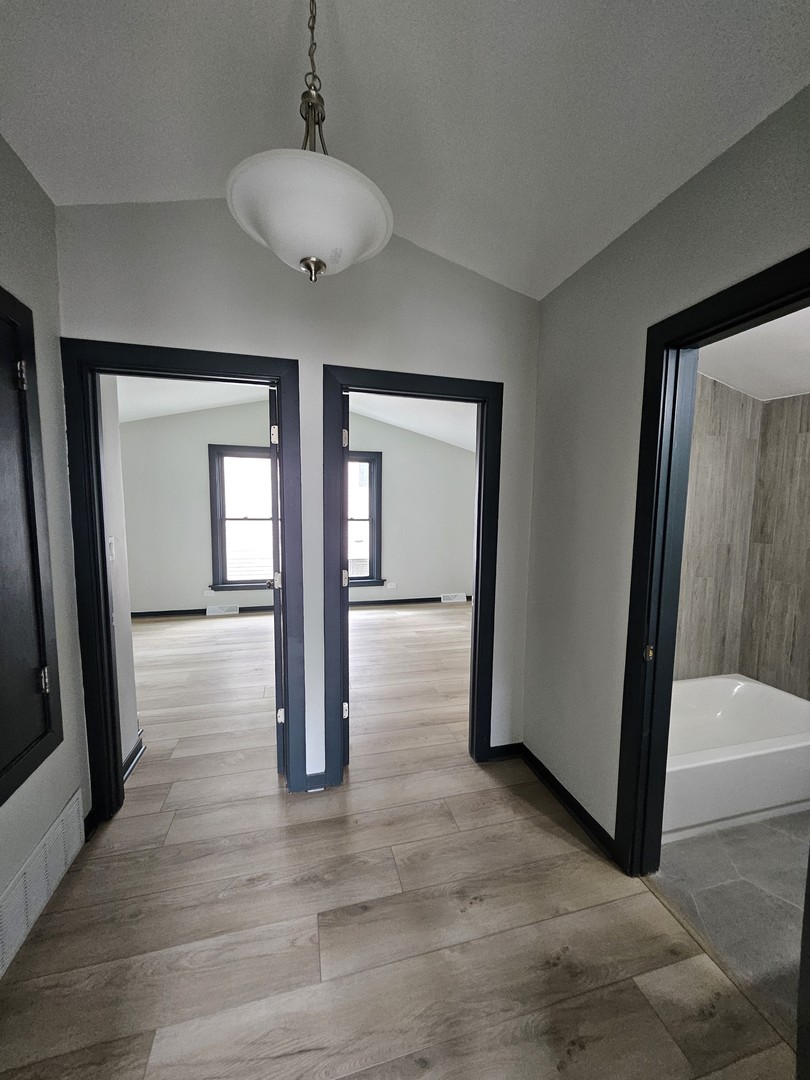 1813 Dodge Ave Evanston, IL 60201