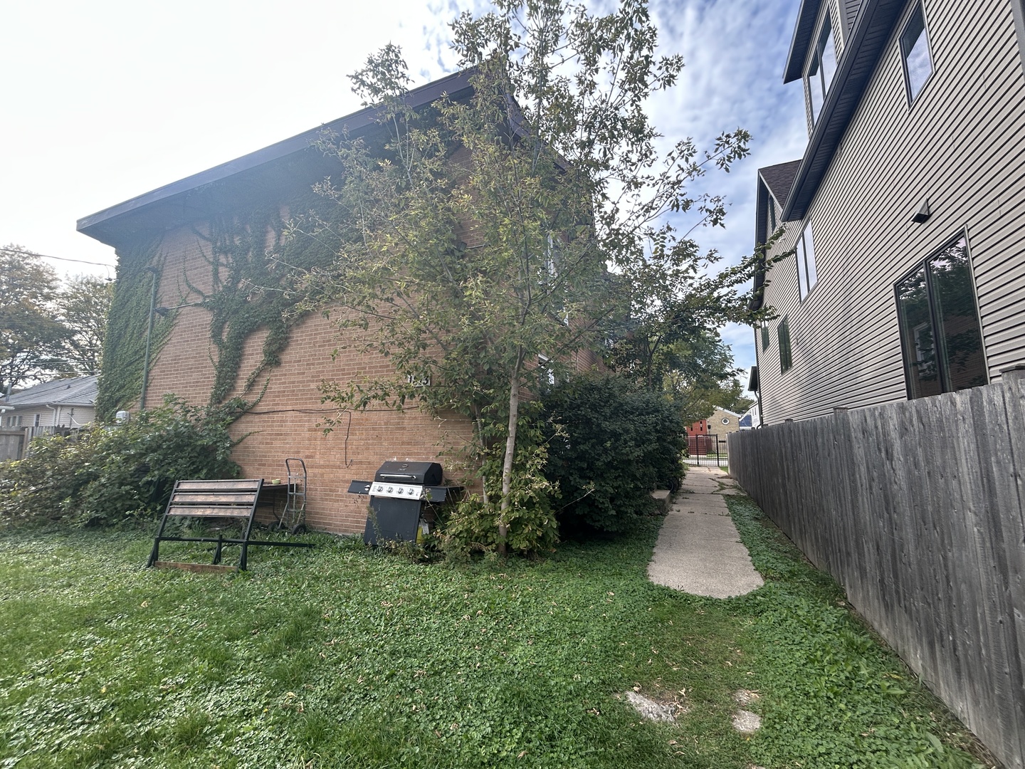 1813 Dodge Ave Evanston, IL 60201