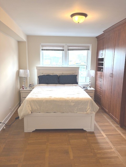 1585 Rdg Ave #608 Evanston, IL 60201