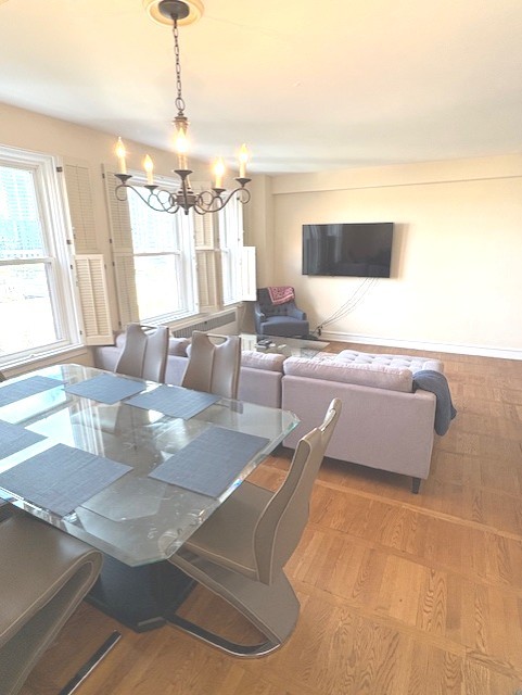 1585 Rdg Ave #608 Evanston, IL 60201