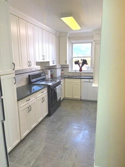 1585 Rdg Ave #608 Evanston, IL 60201