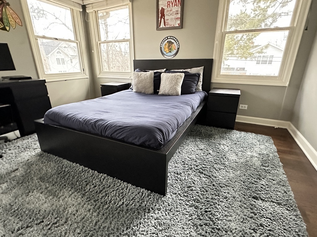 953 Clay Ct Deerfield, IL 60015