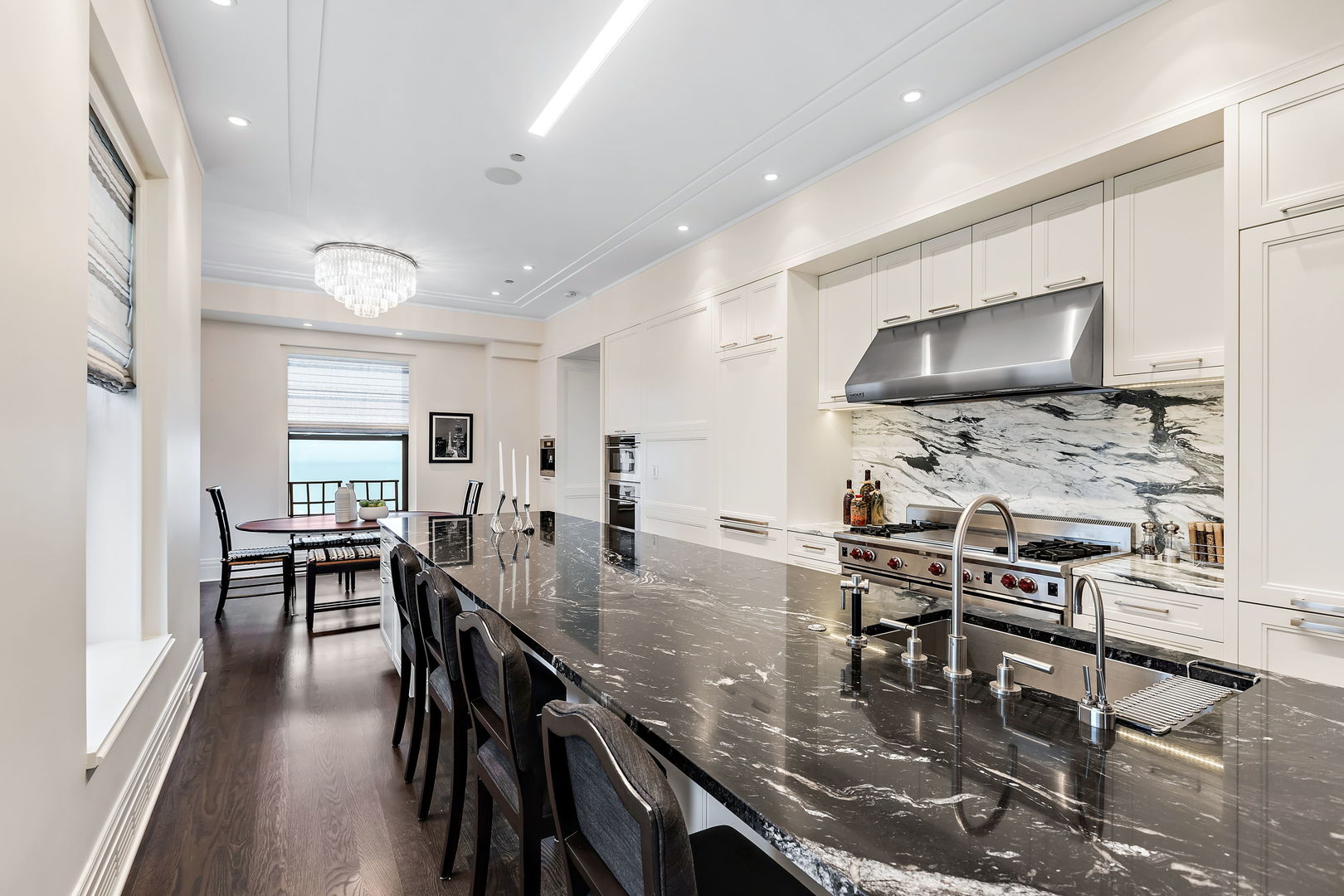 159 E Walton Pl #PH Chicago, IL 60611