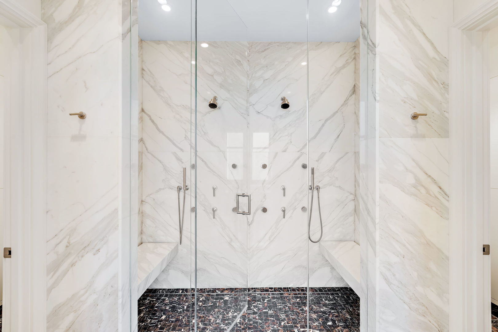 159 E Walton Pl #PH Chicago, IL 60611