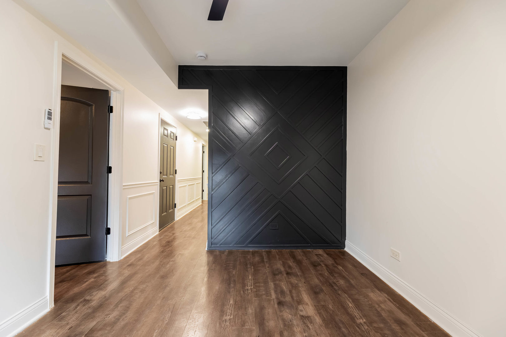 6833 S Champlain Ave #2 Chicago, IL 60637