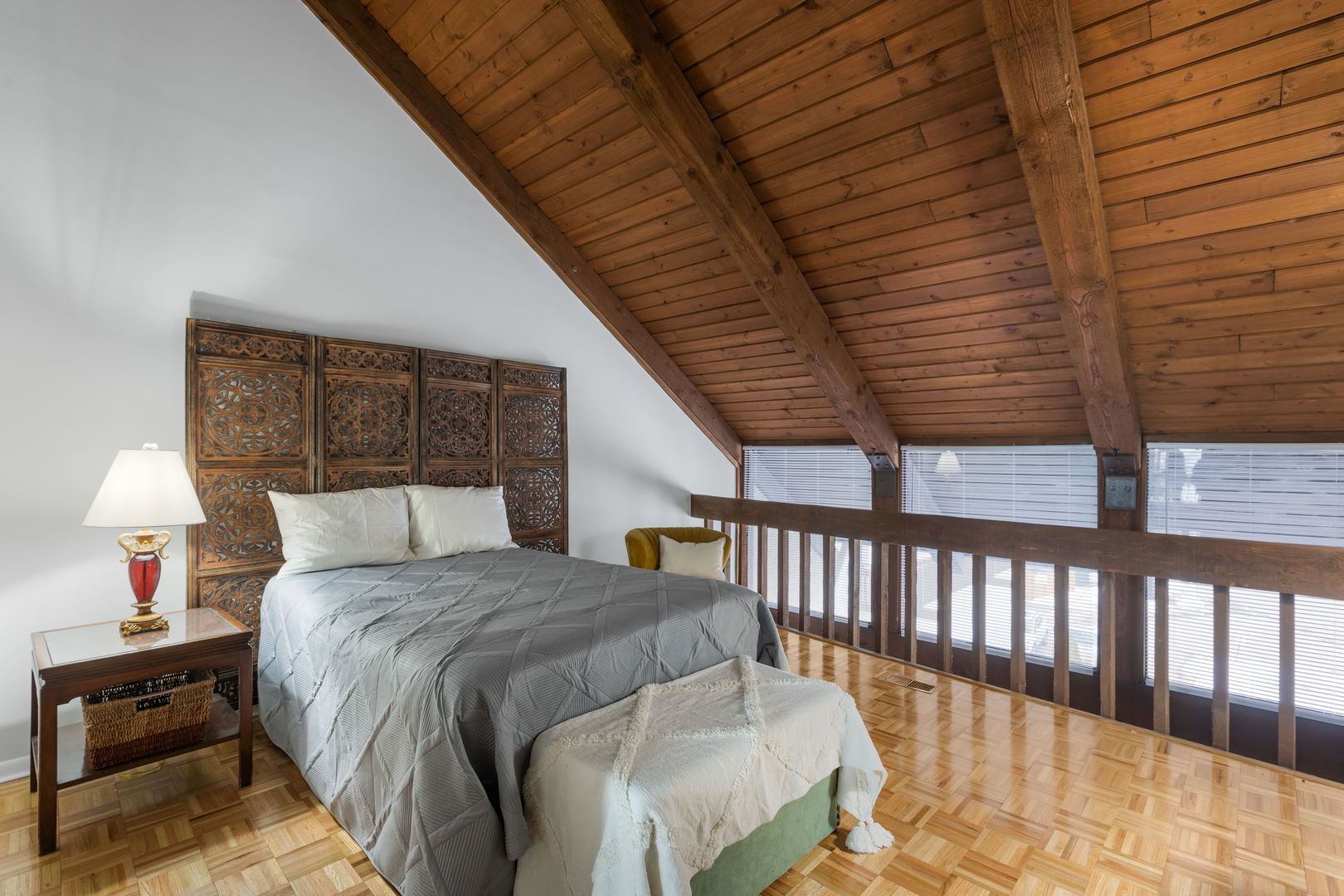 6600 W Wood Riv Dr #201 Niles, IL 60714