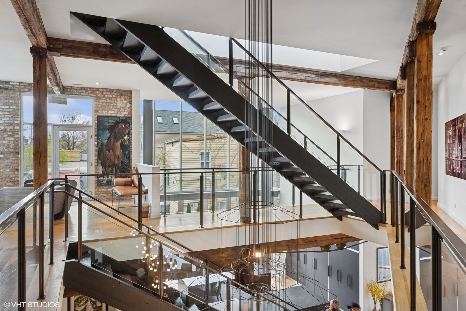 1804 N Leavitt St Chicago, IL 60647