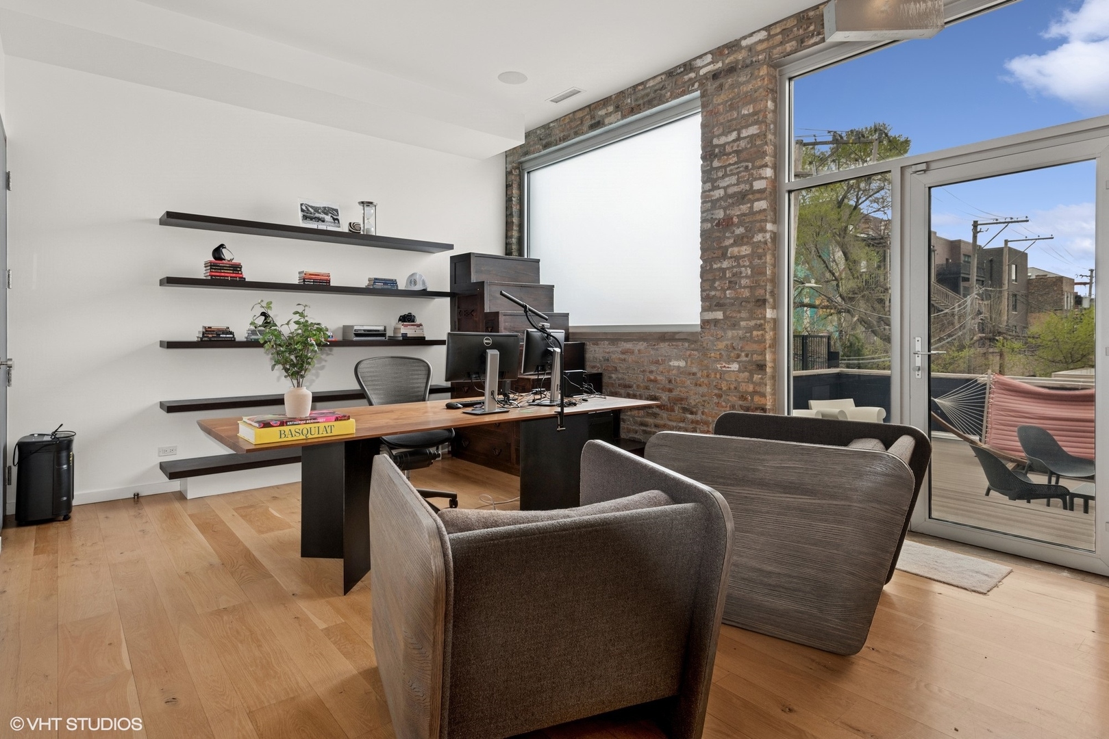 1804 N Leavitt St Chicago, IL 60647