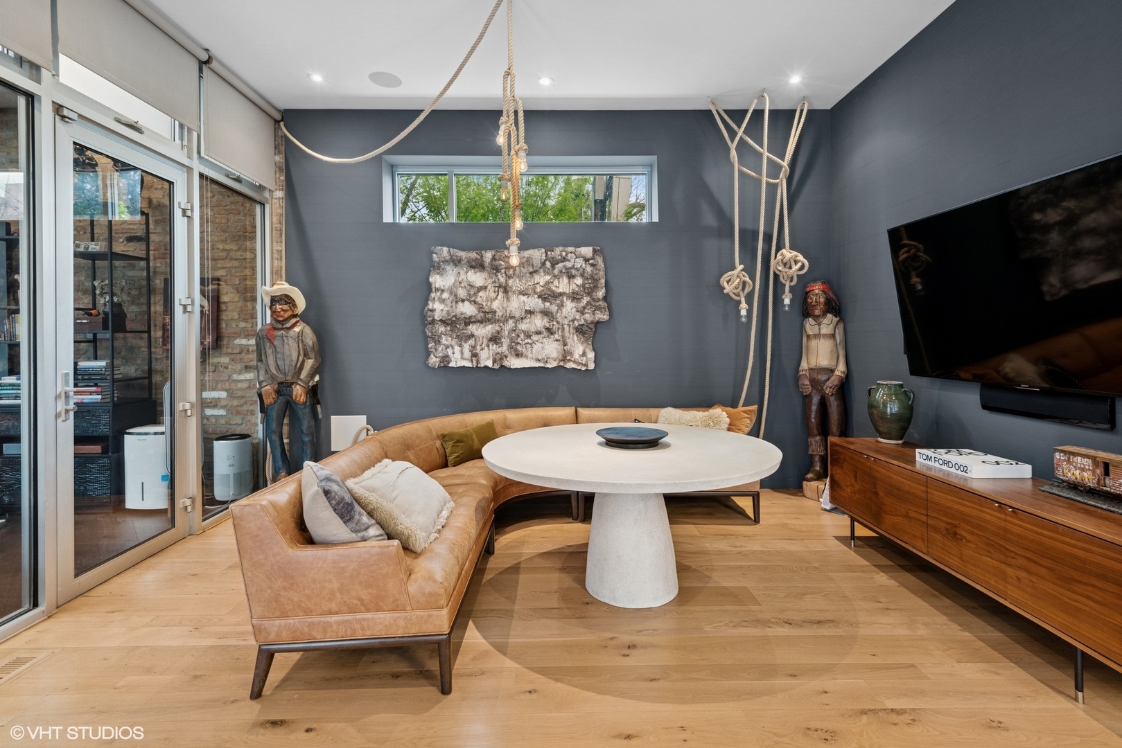 1804 N Leavitt St Chicago, IL 60647