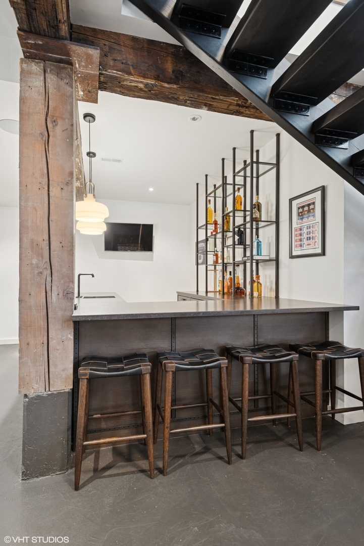 1804 N Leavitt St Chicago, IL 60647