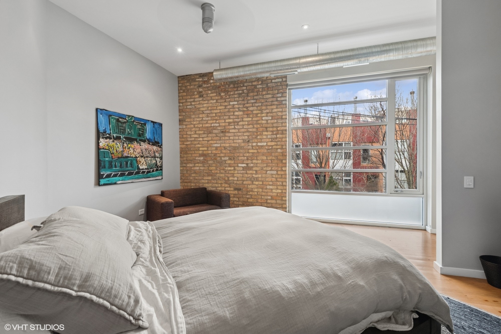 1804 N Leavitt St Chicago, IL 60647