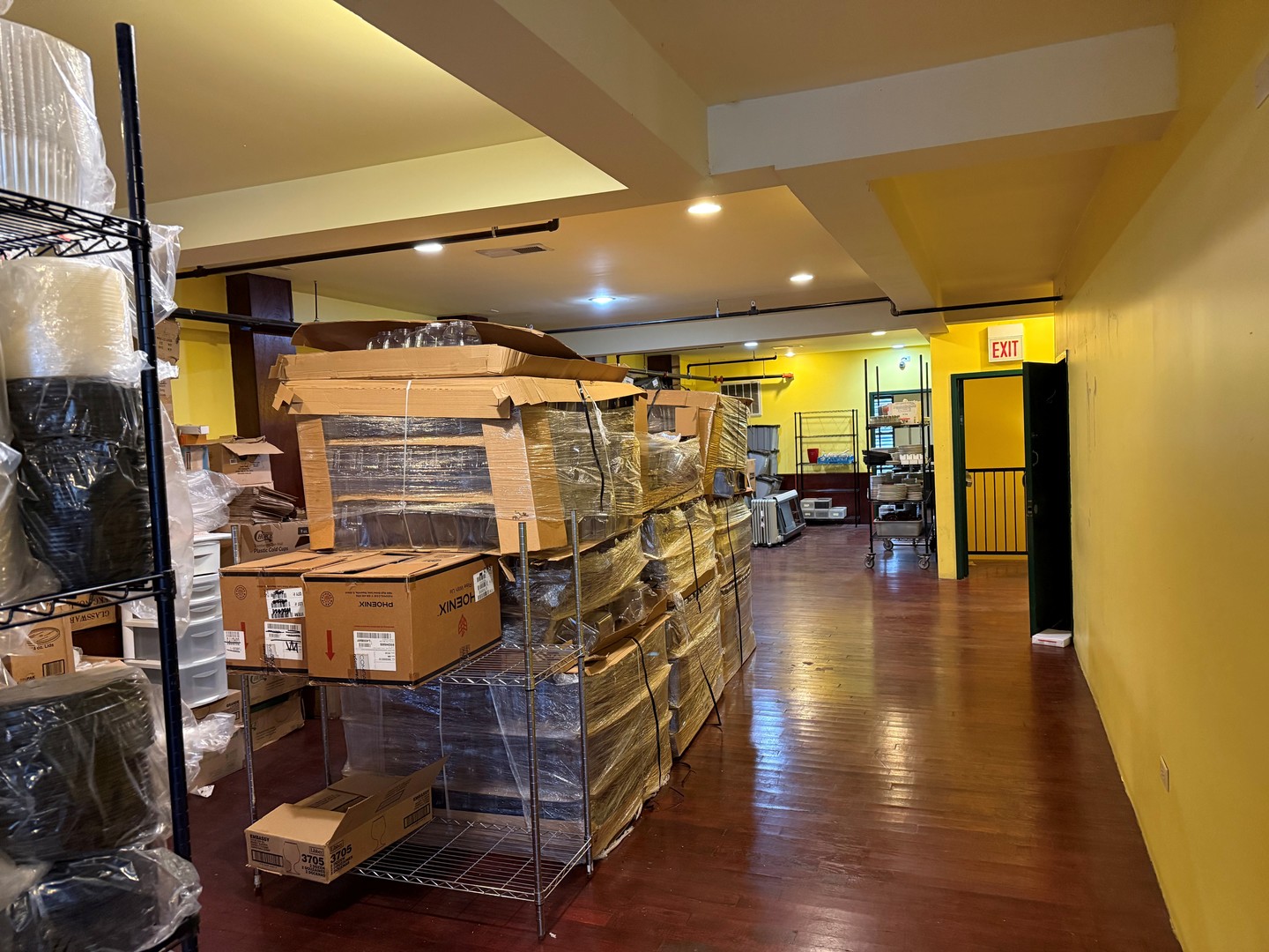 737 N LaSalle St Chicago, IL 60654