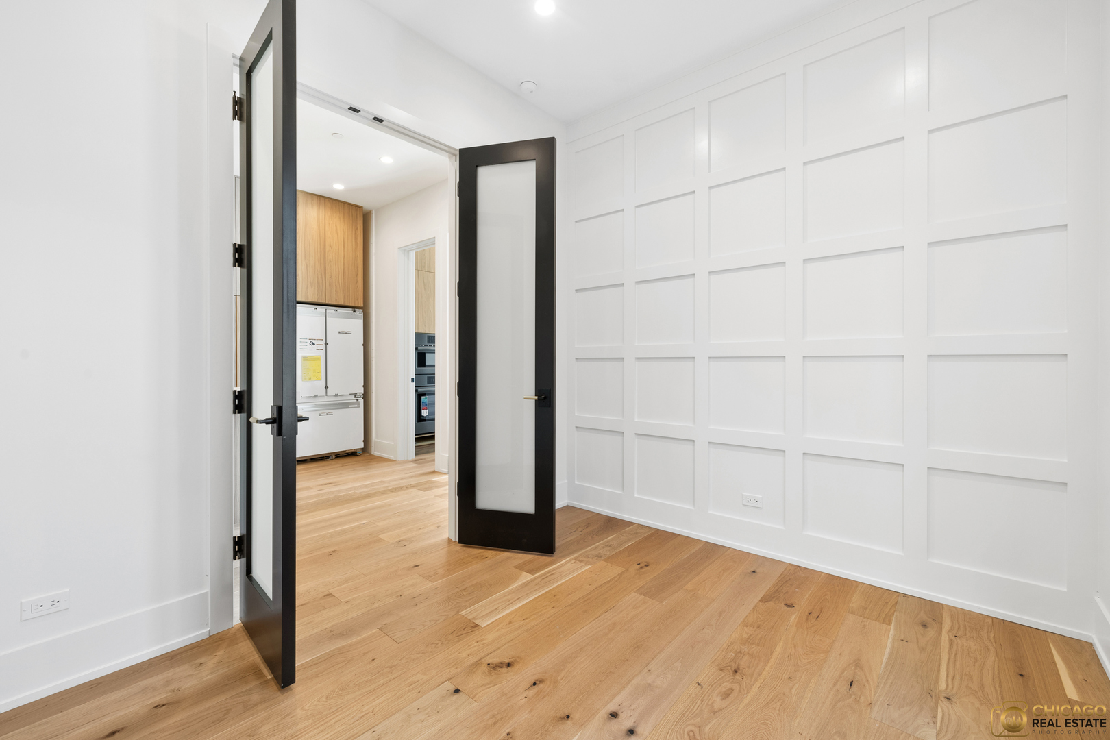 1143 Clinton Ave Oak Park, IL 60304