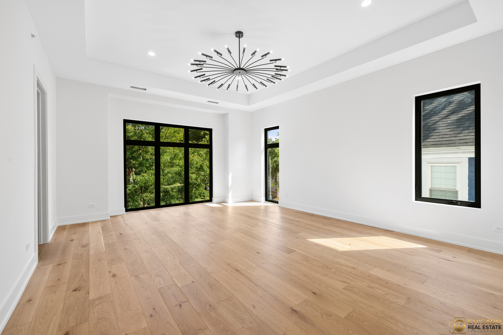 1143 Clinton Ave Oak Park, IL 60304