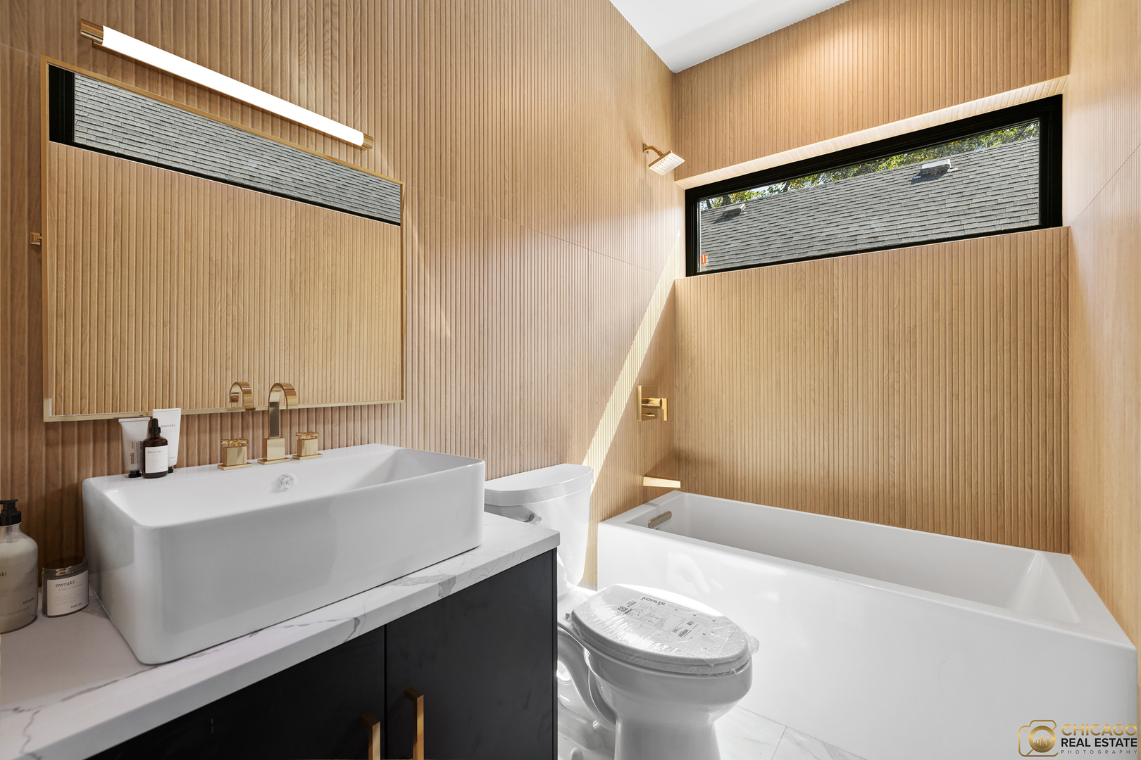 1143 Clinton Ave Oak Park, IL 60304