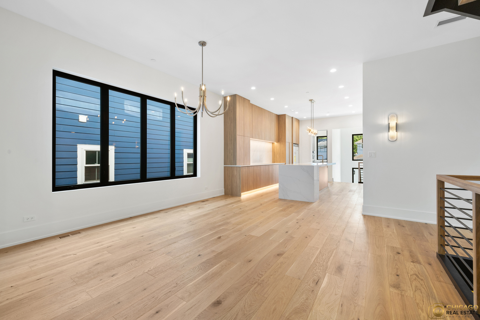 1143 Clinton Ave Oak Park, IL 60304