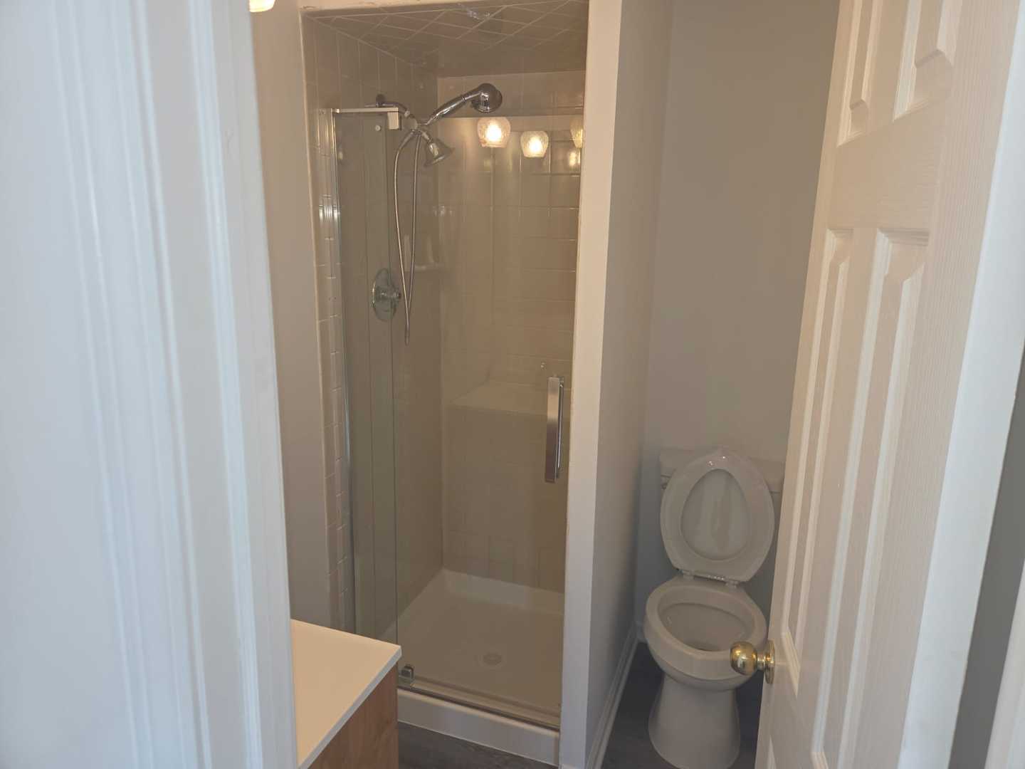 3360 184th St #1E Homewood, IL 60430