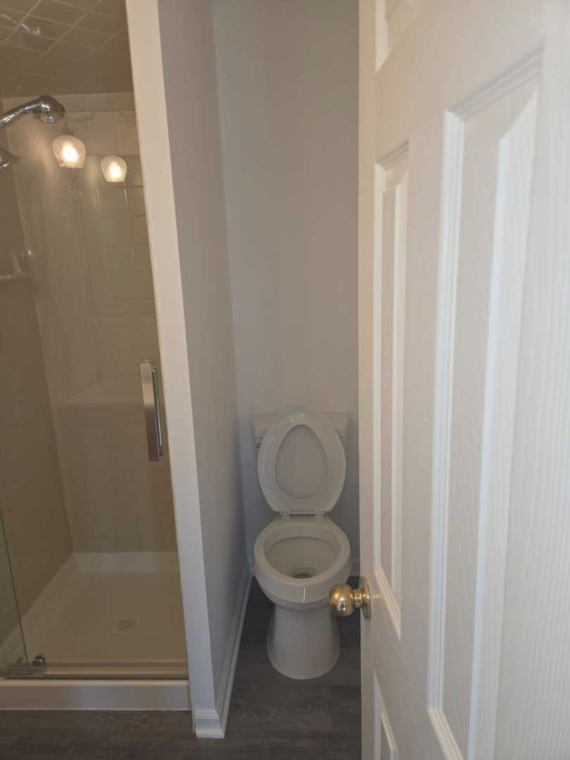 3360 184th St #1E Homewood, IL 60430