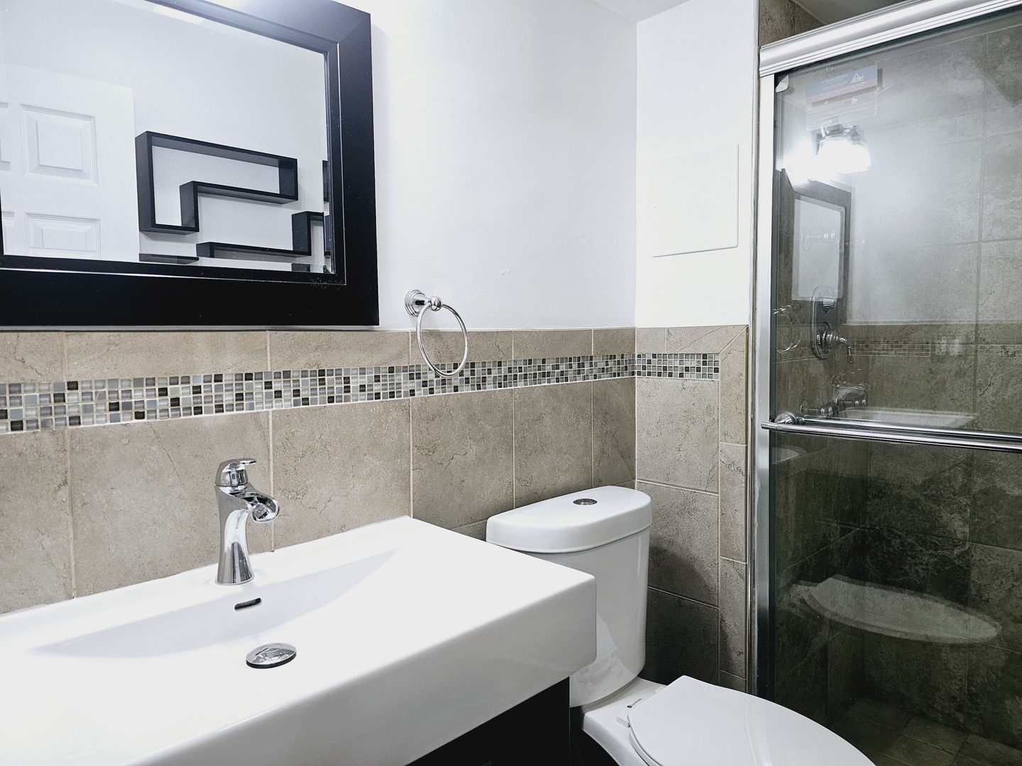 9078 W Heathwood Dr #1M Niles, IL 60714