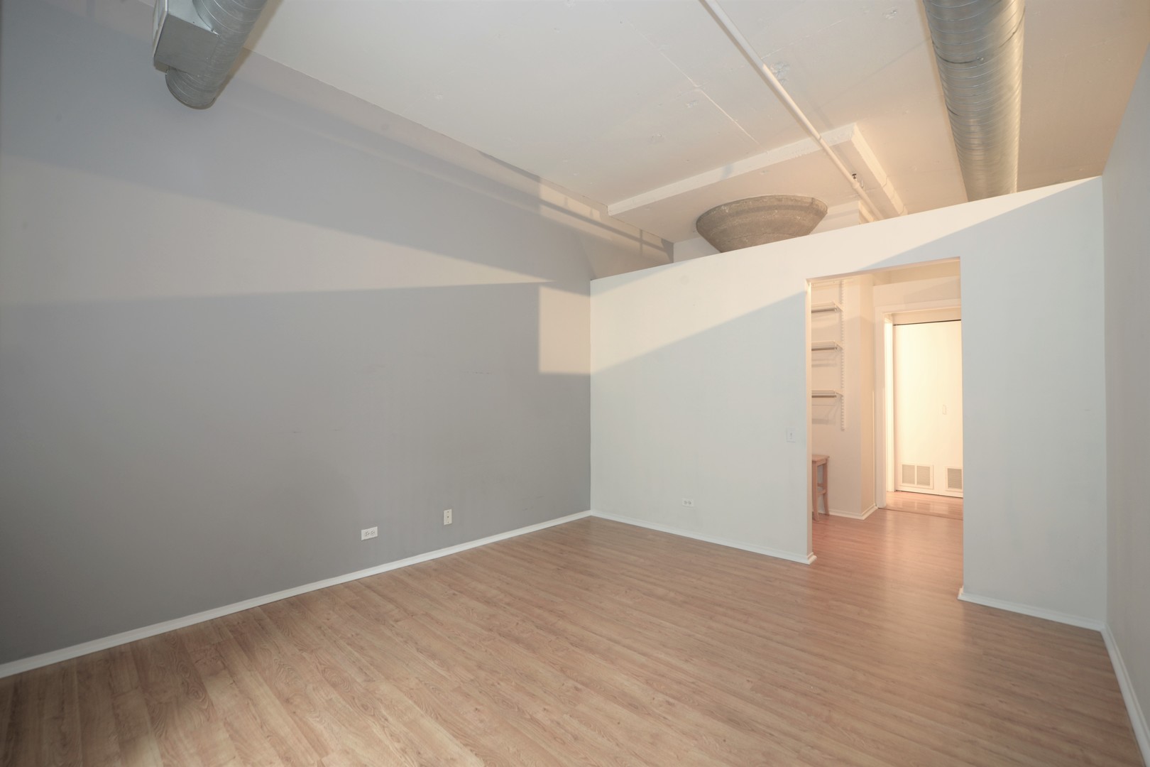 130 S Canal St #409 Chicago, IL 60606