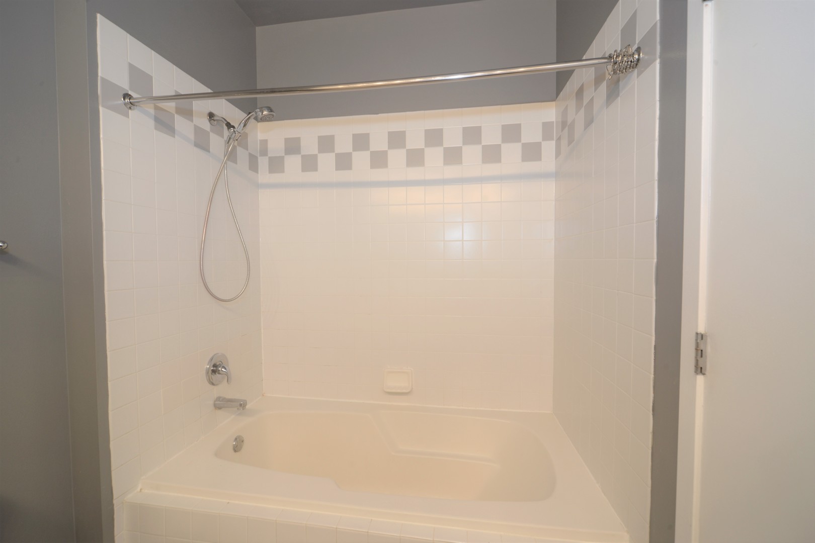 130 S Canal St #409 Chicago, IL 60606