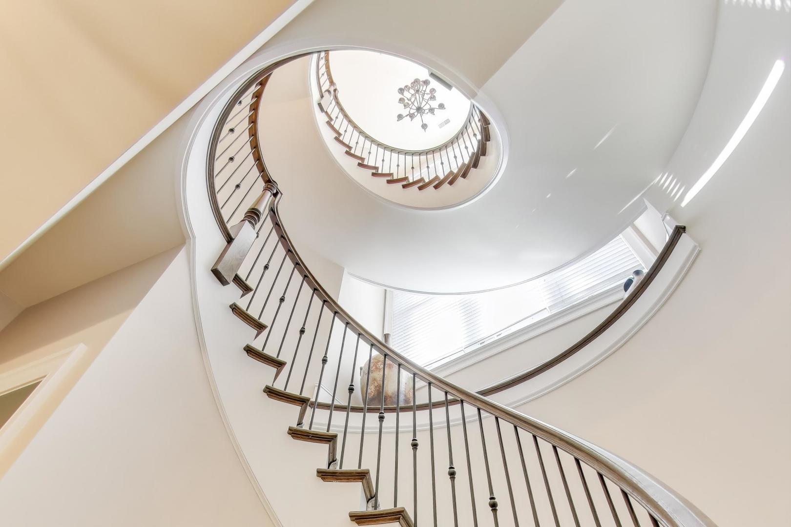 347 Blfs Edge Dr Lake Forest, IL 60045