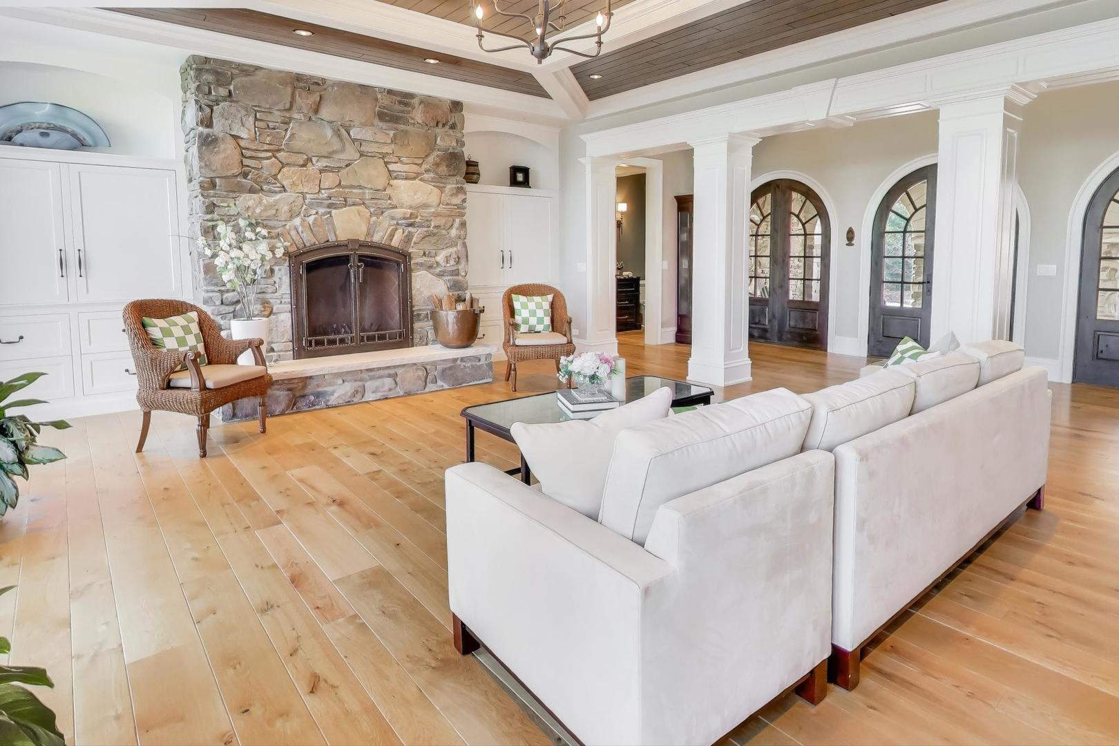 347 Blfs Edge Dr Lake Forest, IL 60045