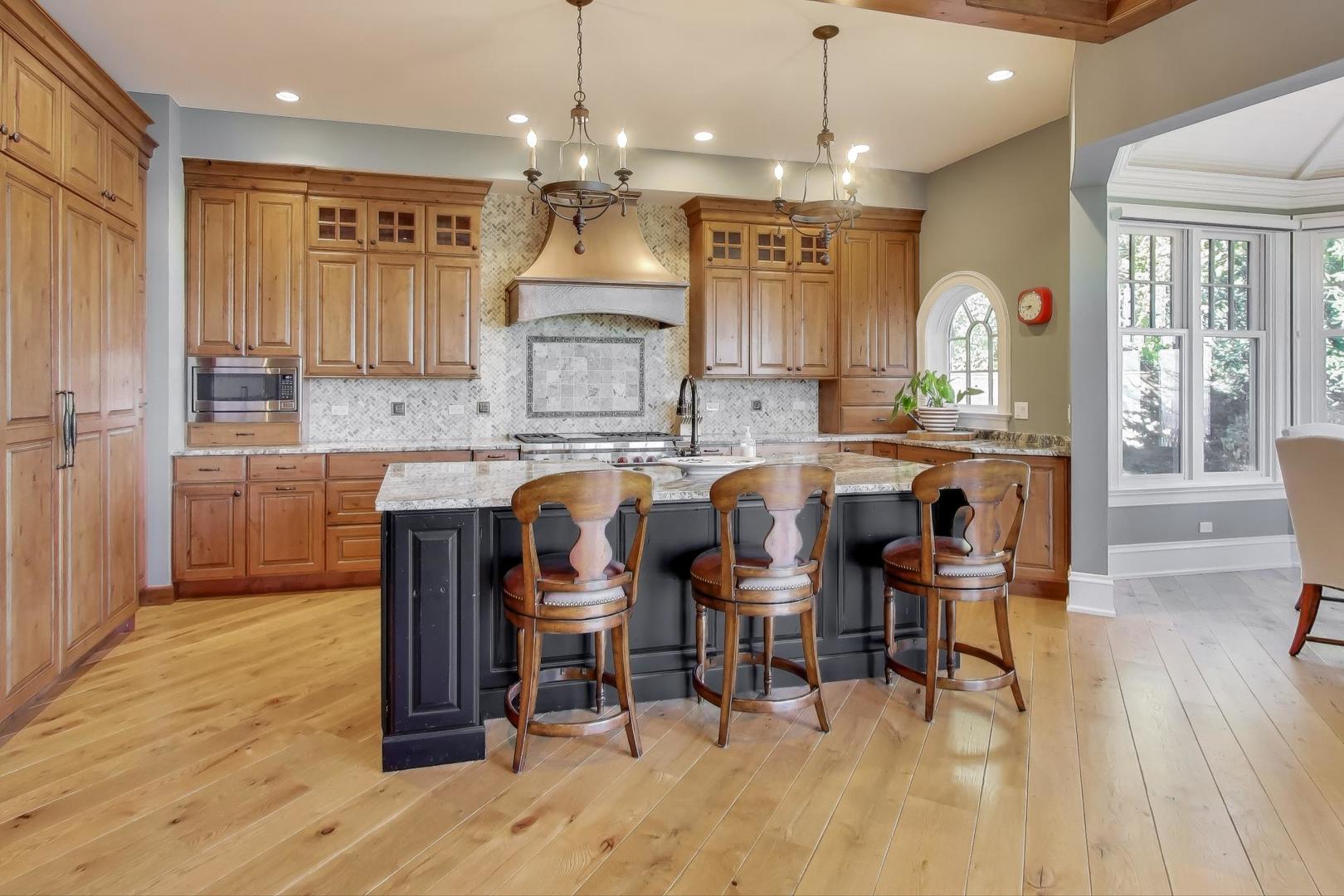 347 Blfs Edge Dr Lake Forest, IL 60045