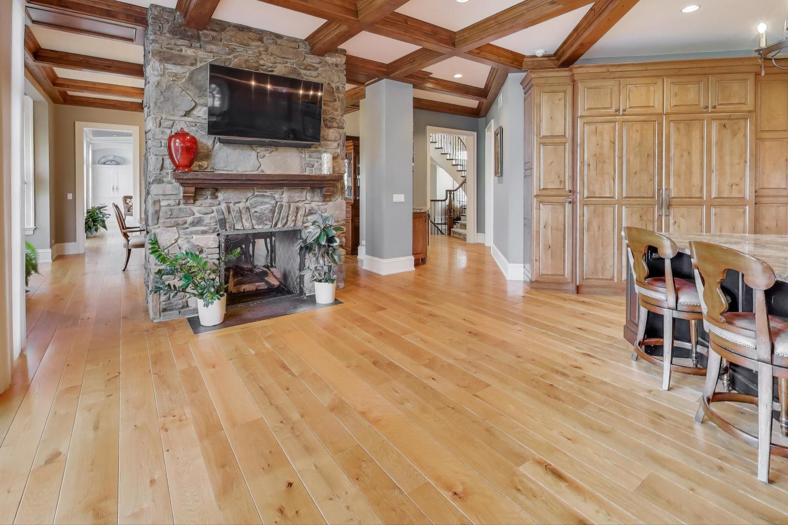 347 Blfs Edge Dr Lake Forest, IL 60045