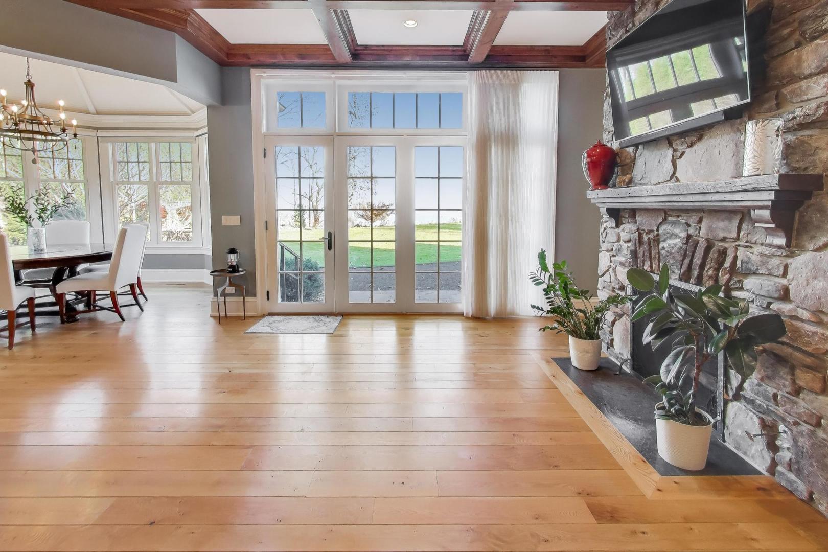 347 Blfs Edge Dr Lake Forest, IL 60045