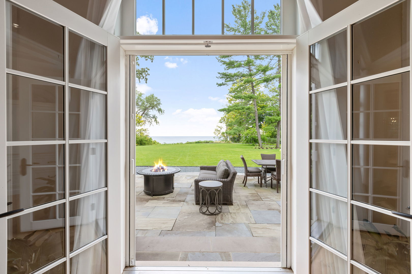 347 Blfs Edge Dr Lake Forest, IL 60045