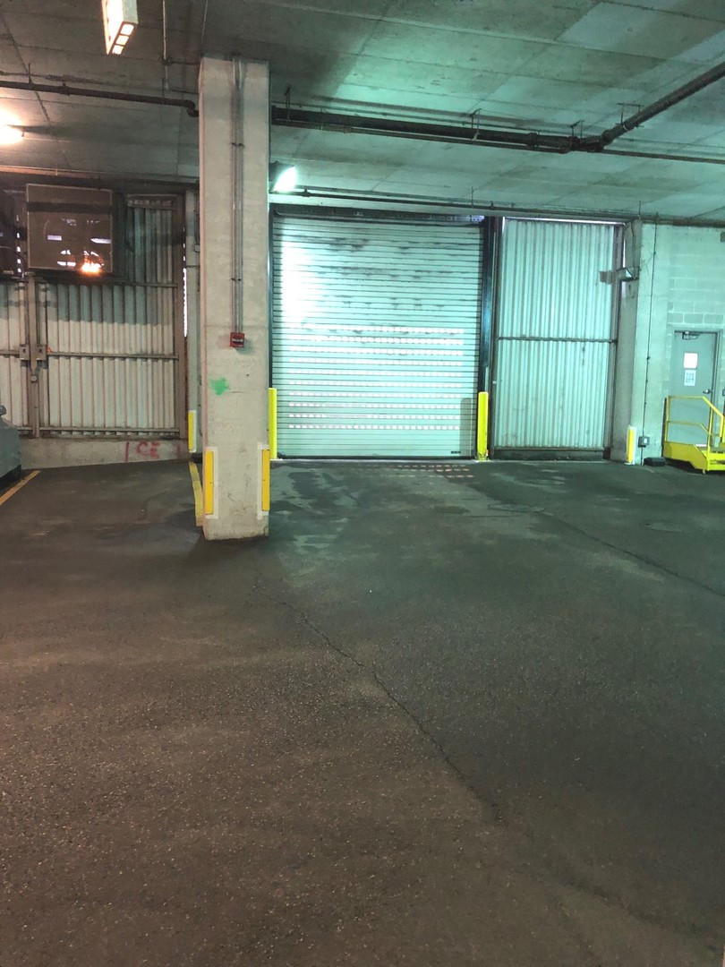 420 E Waterside Dr #P-313 Chicago, IL 60601