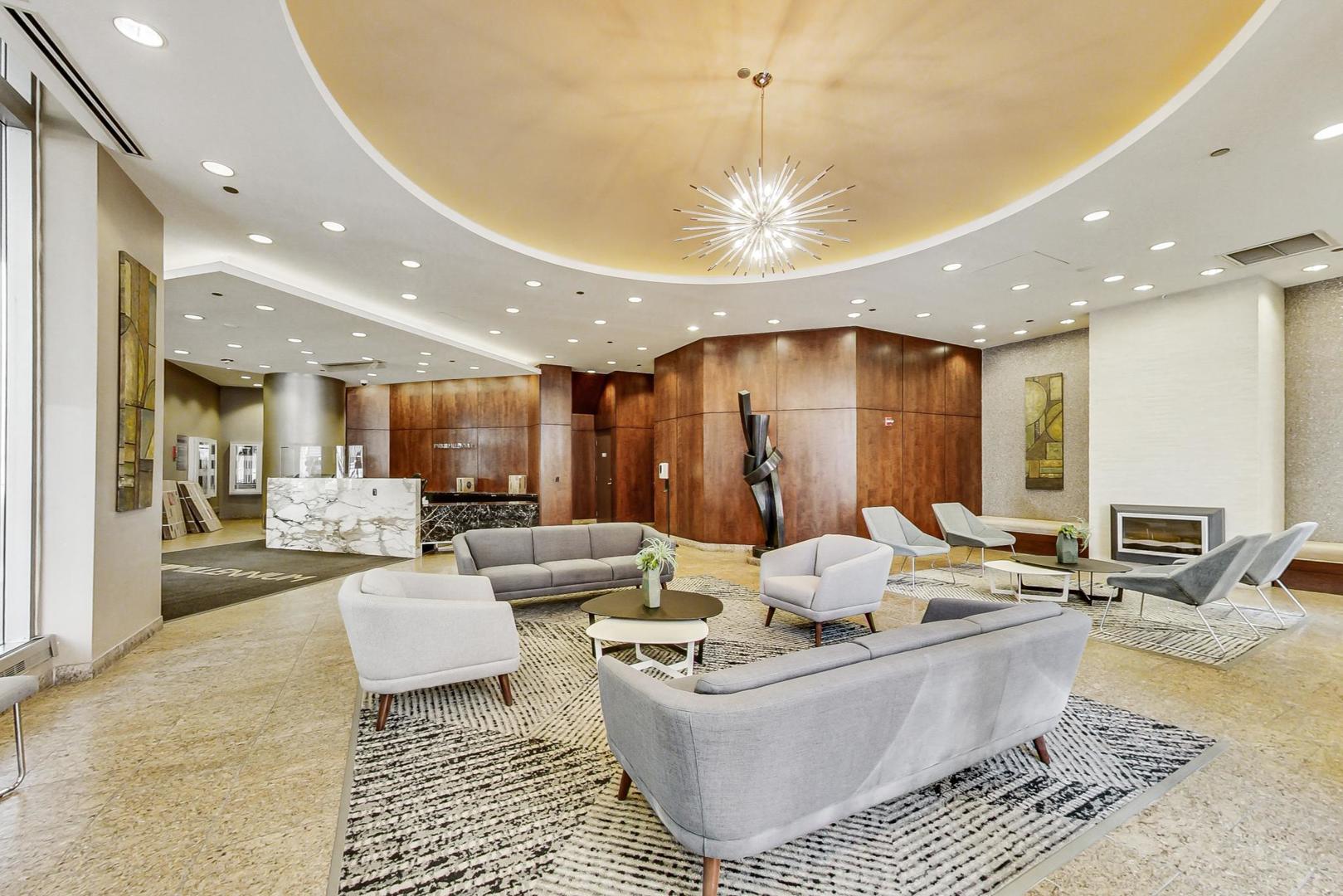 222 N Columbus Dr #1303 Chicago, IL 60601