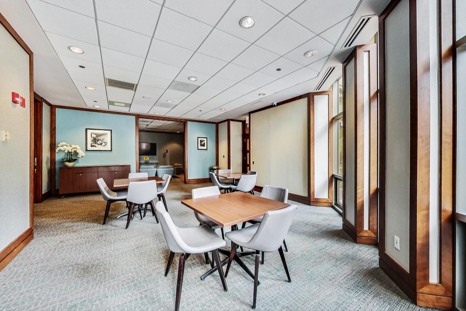 222 N Columbus Dr #1303 Chicago, IL 60601