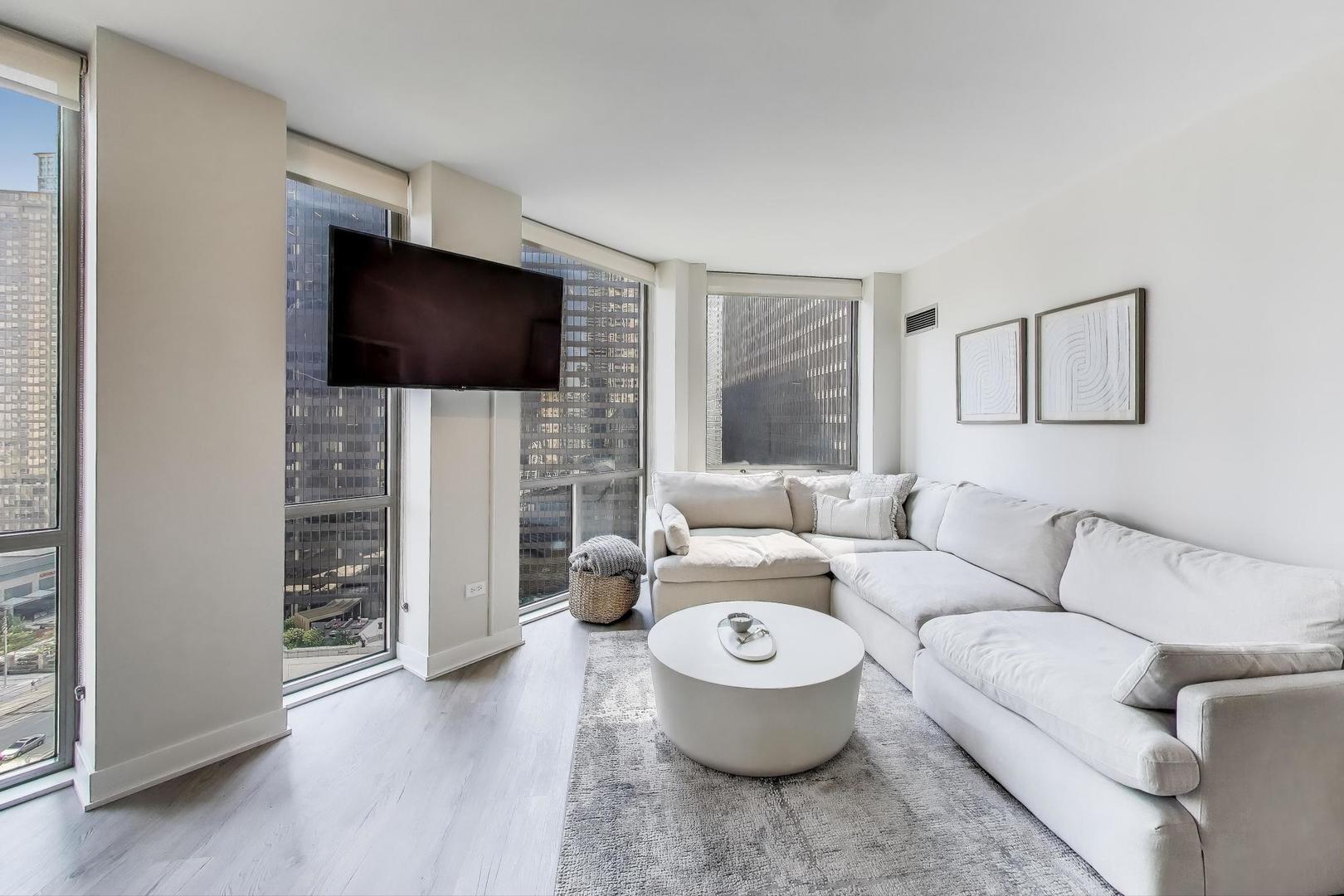 222 N Columbus Dr #1303 Chicago, IL 60601