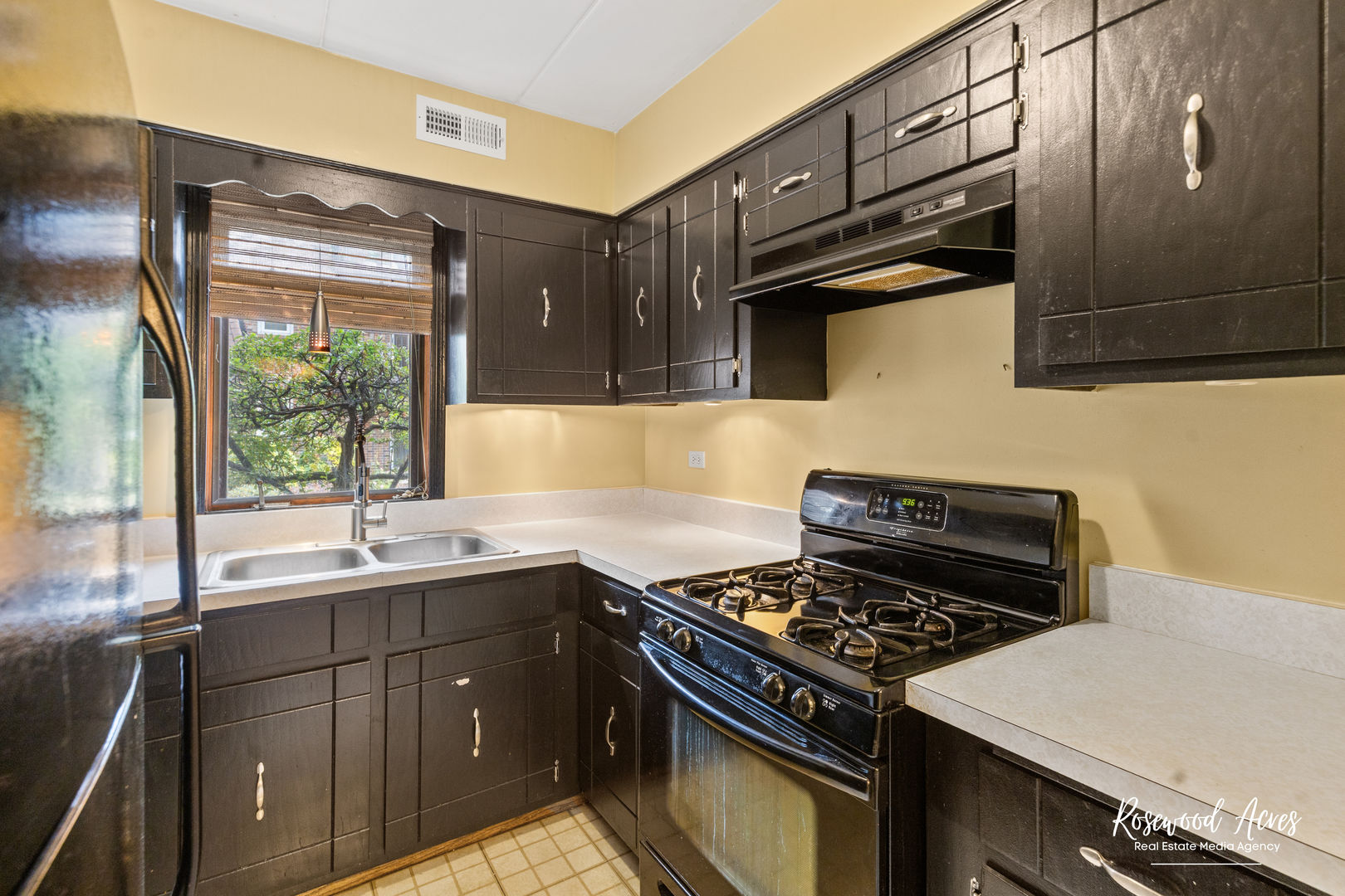 18137 Martin Ave #1NE Homewood, IL 60430