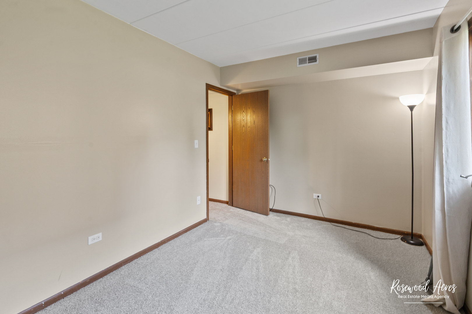 18137 Martin Ave #1NE Homewood, IL 60430