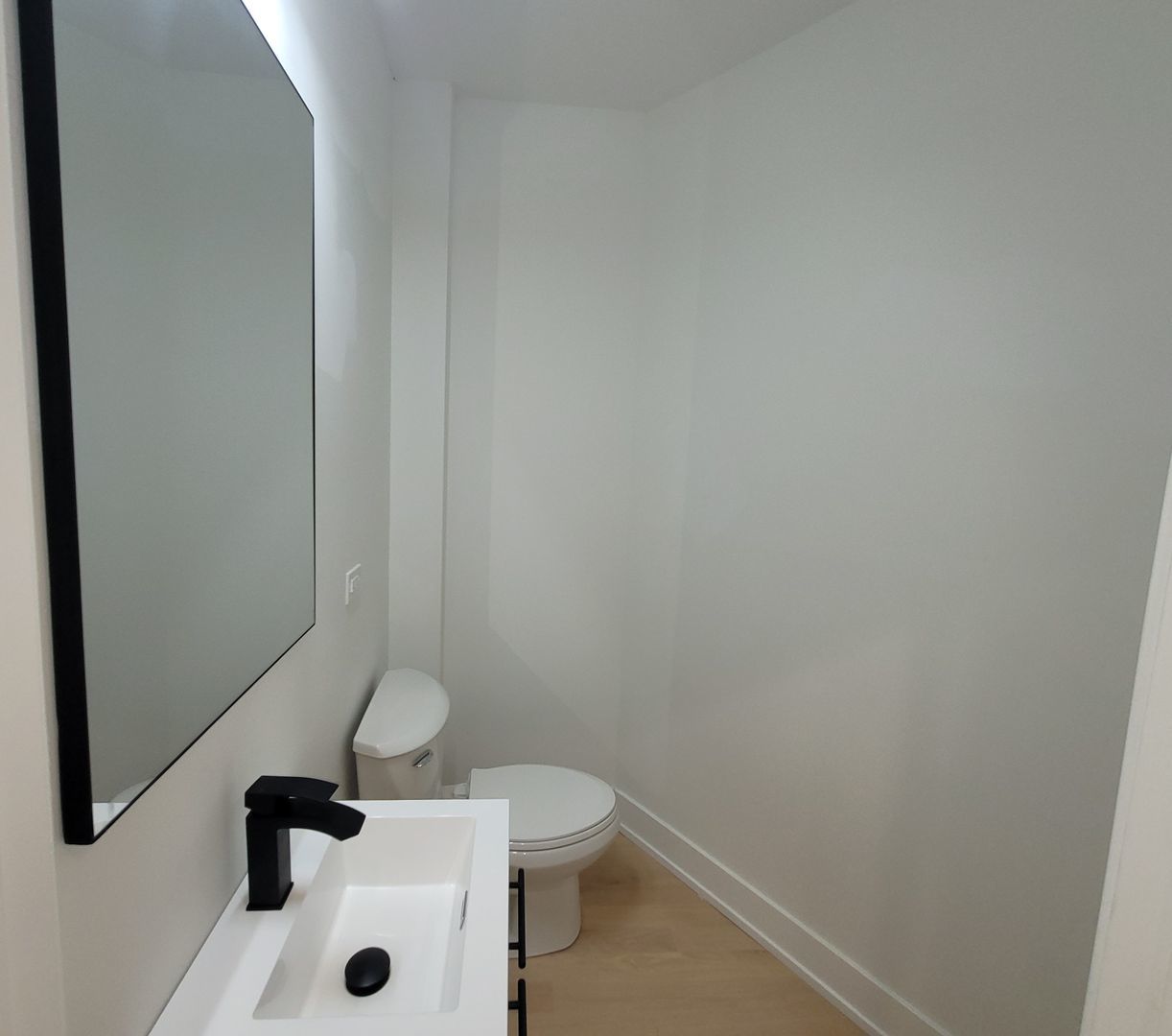 6442 S INGLESIDE Ave Chicago, IL 60637