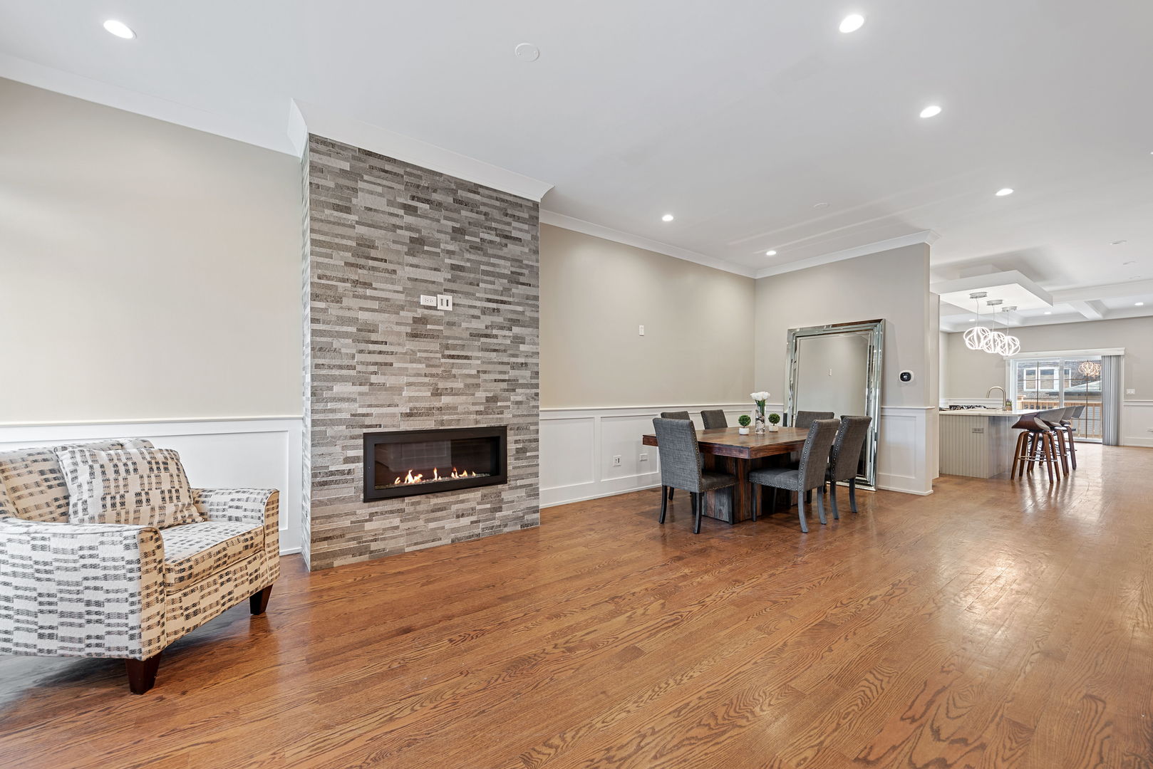 4223 S Wabash Ave Chicago, IL 60653