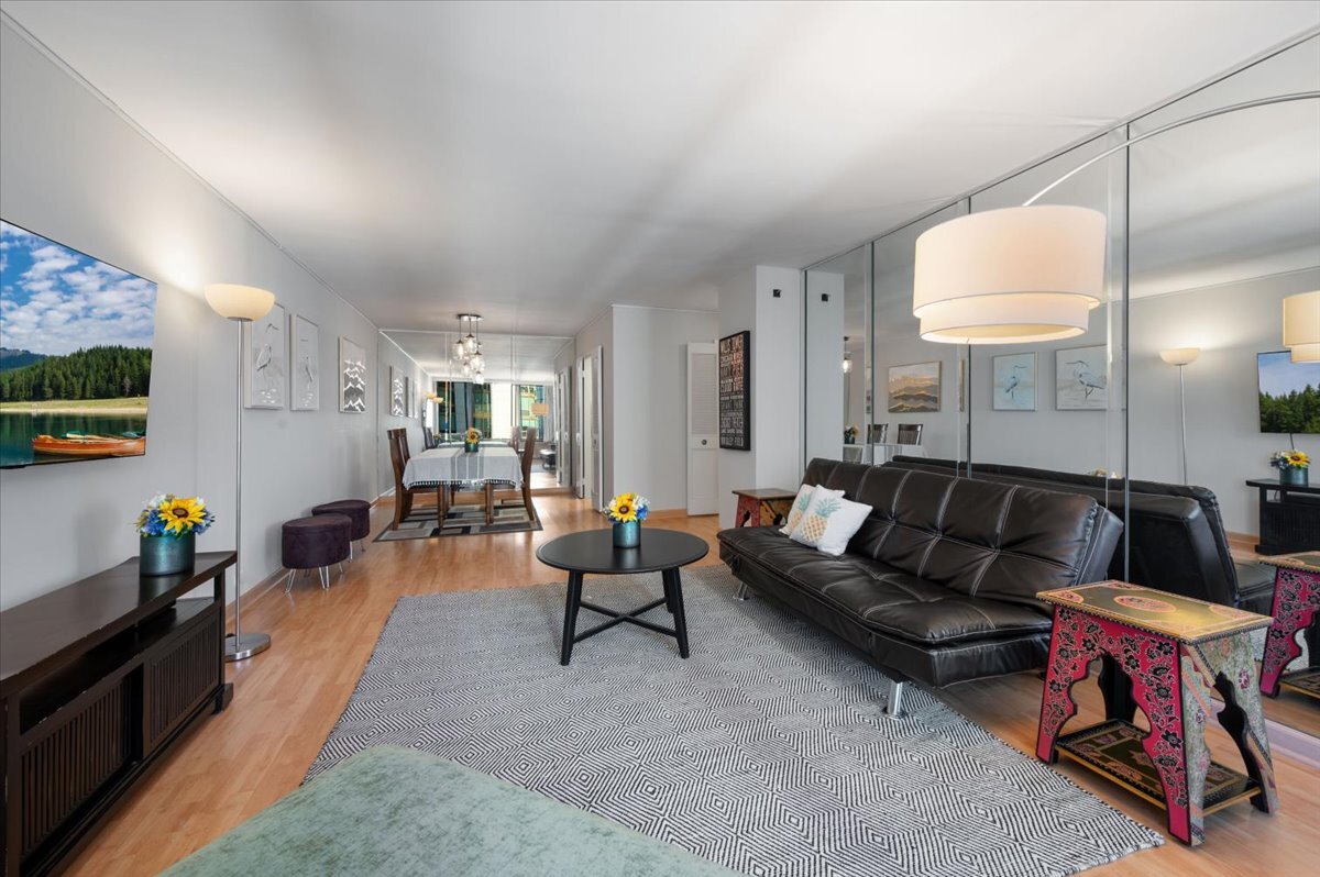 155 N Hbr Dr #2105 Chicago, IL 60601