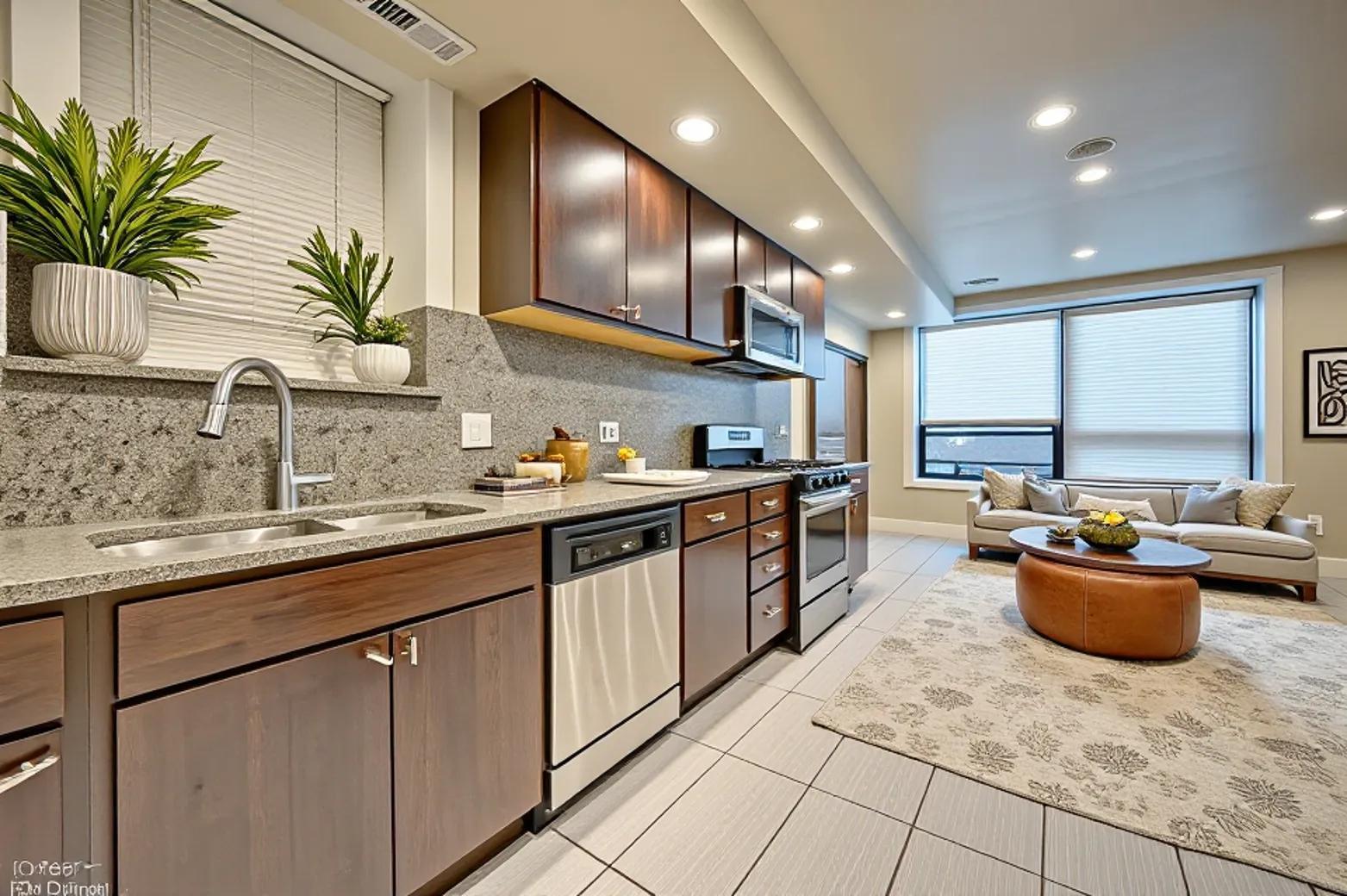 1716 S Clinton St Chicago, IL 60616