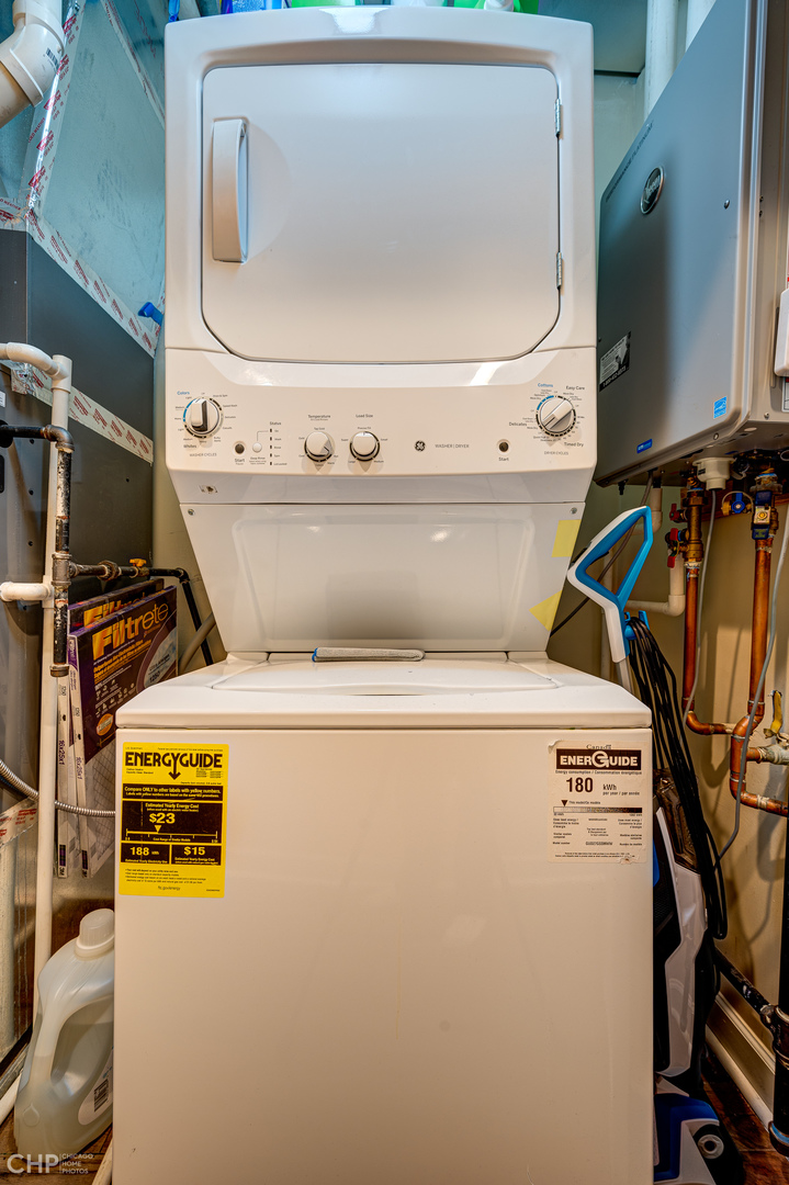 1716 S Clinton St Chicago, IL 60616