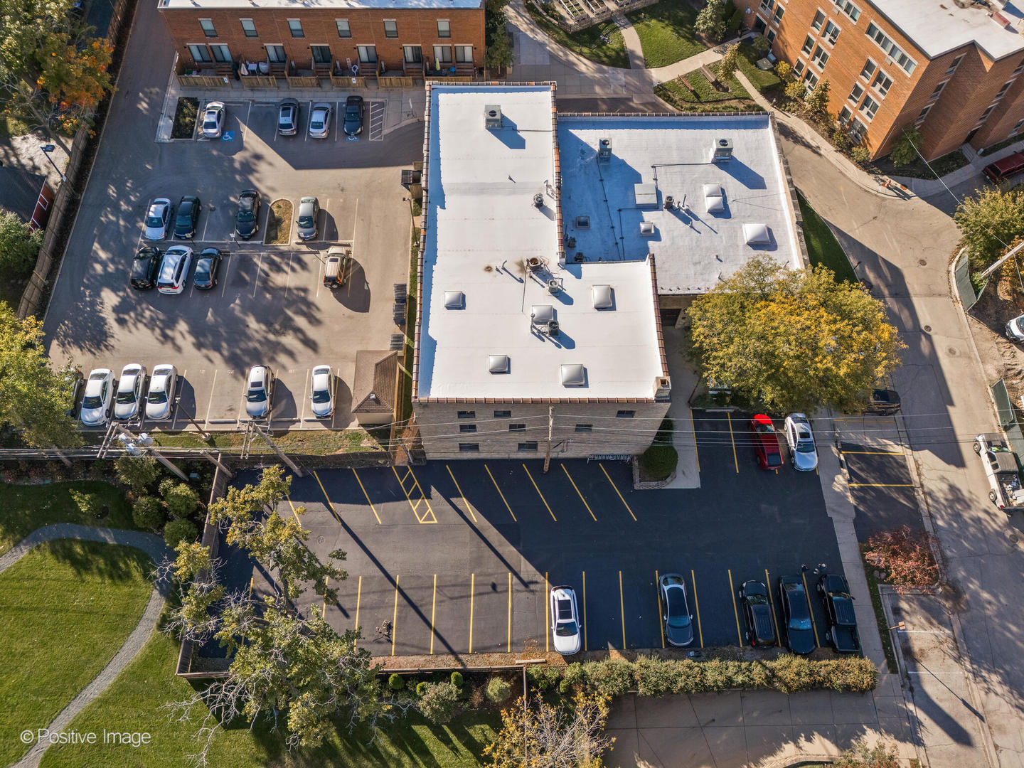 660 La Salle Pl Highland Park, IL 60035