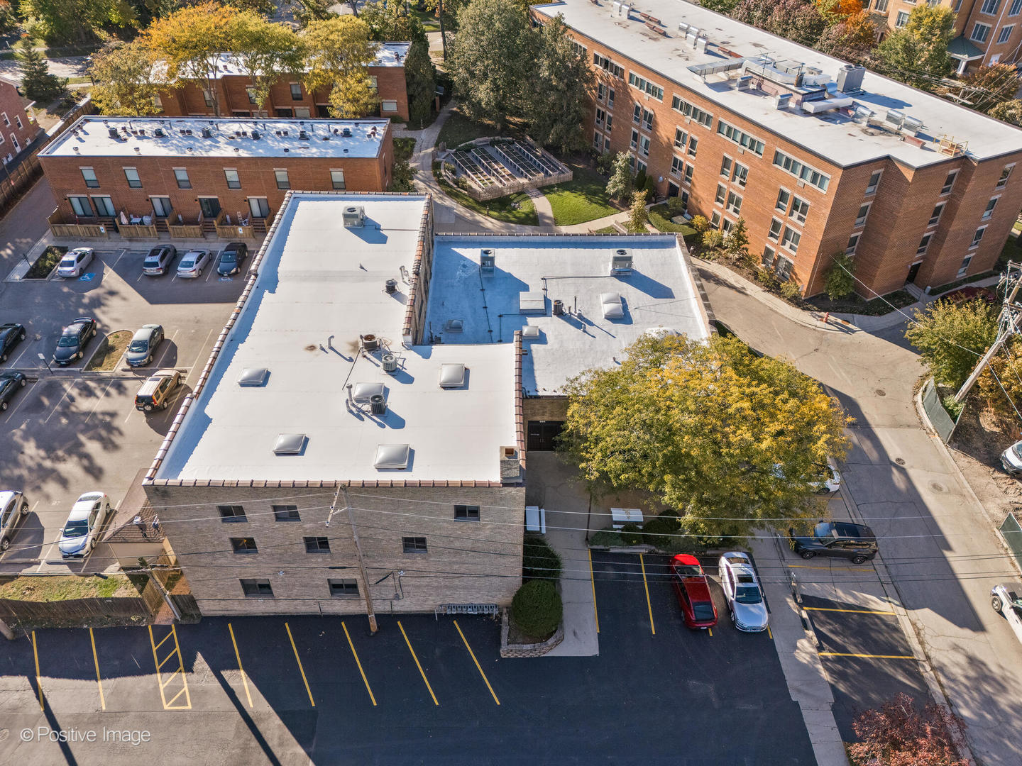 660 La Salle Pl Highland Park, IL 60035