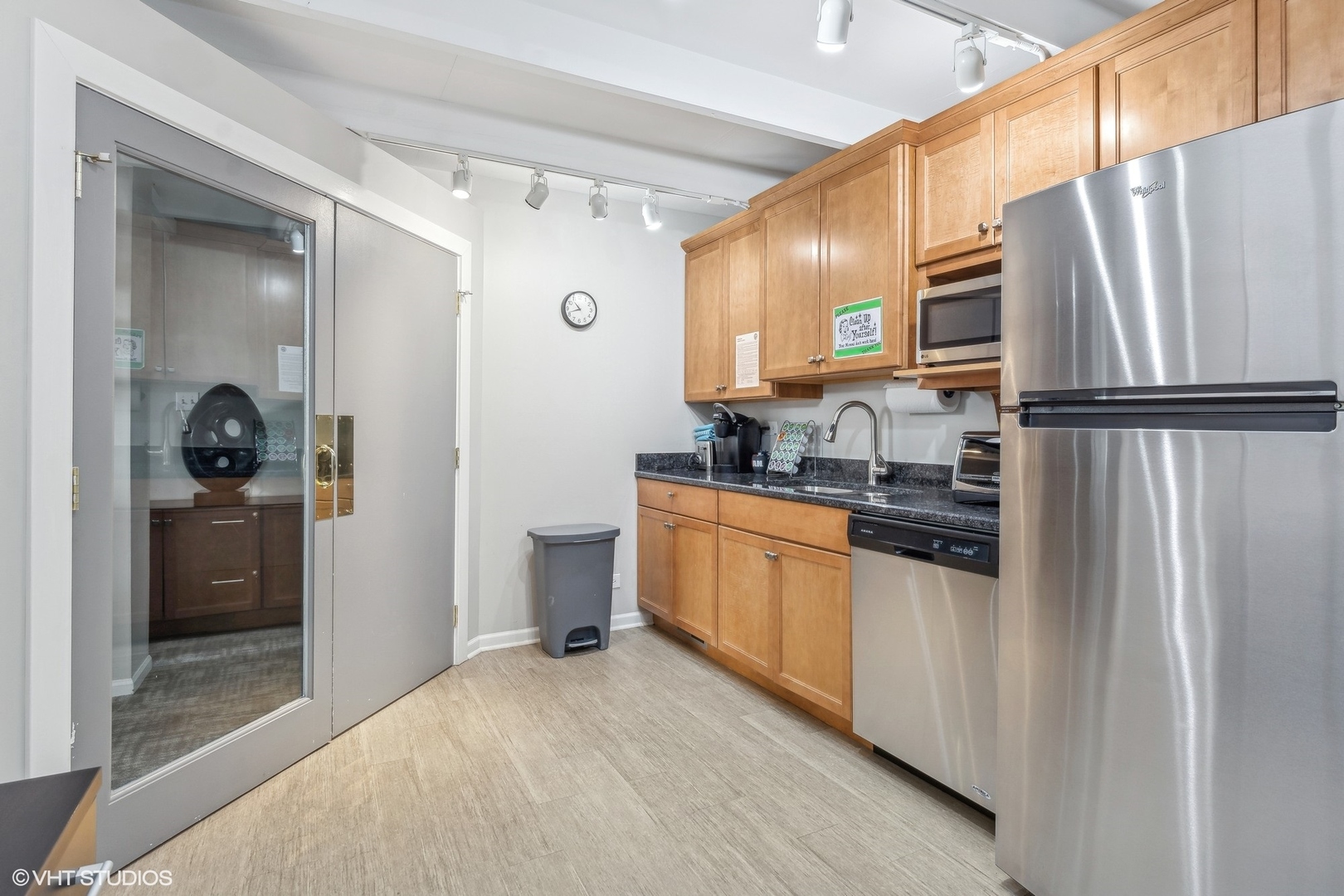 660 La Salle Pl Highland Park, IL 60035